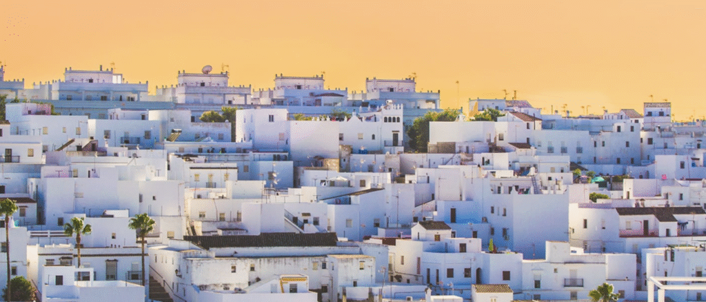 La Magia de los Colores Andaluces: Cómo Integrar la Tradición en la Pintura de Fachadas Cordobesas